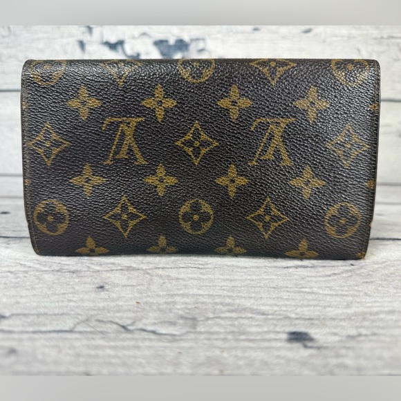 Louis Vuitton Portefeuille Sarah Long Bifold Wallet Monogram Canvas Leather - Picture 2 of 16